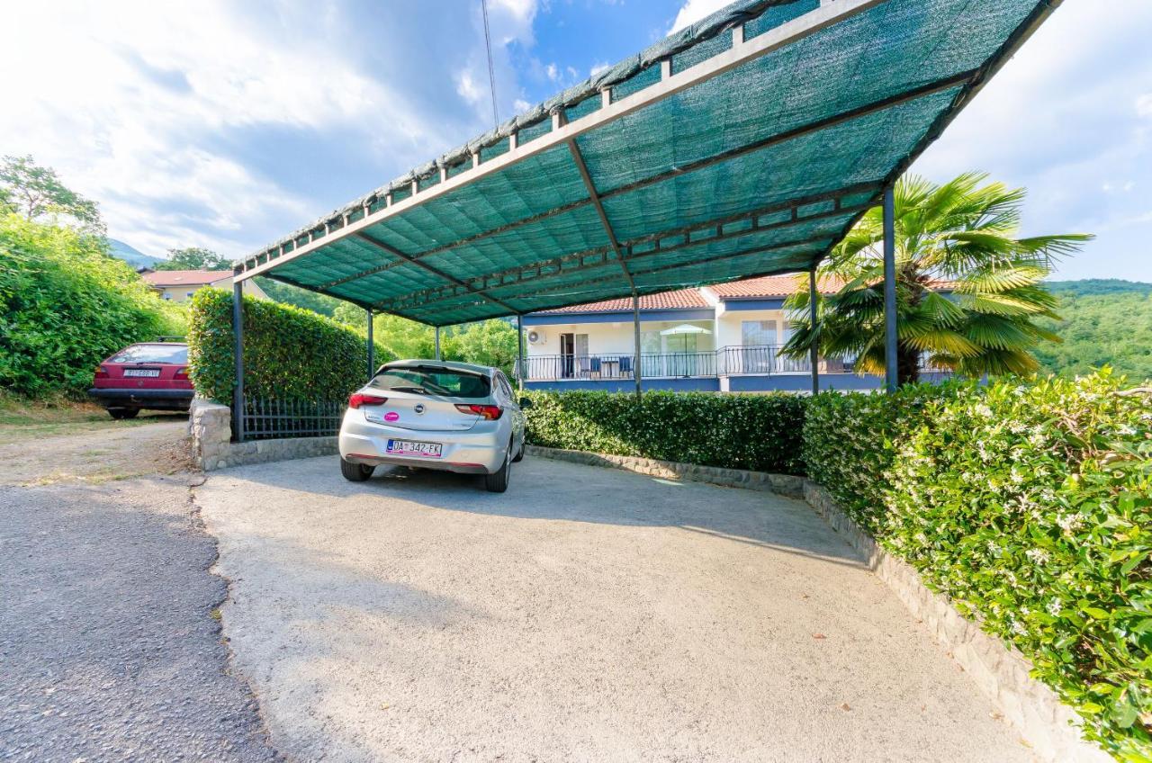 Apartments Marijana Ічичі Екстер'єр фото