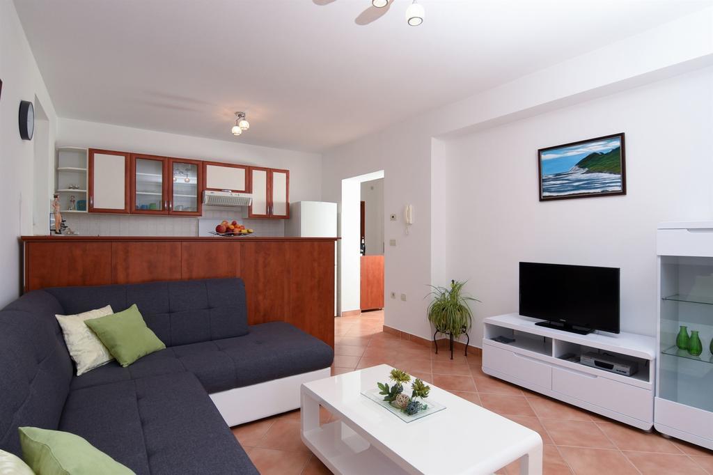 Apartments Marijana Ічичі Екстер'єр фото